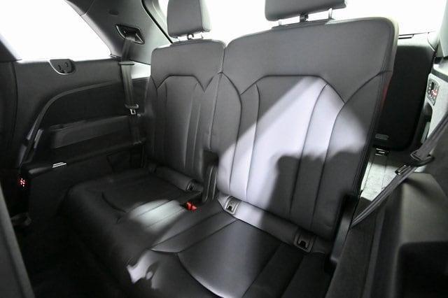 new 2026 Audi Q7 car, priced at $78,295