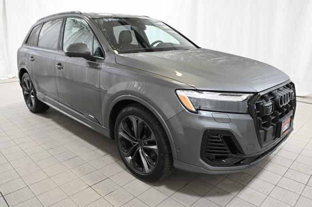 new 2026 Audi Q7 car, priced at $78,295