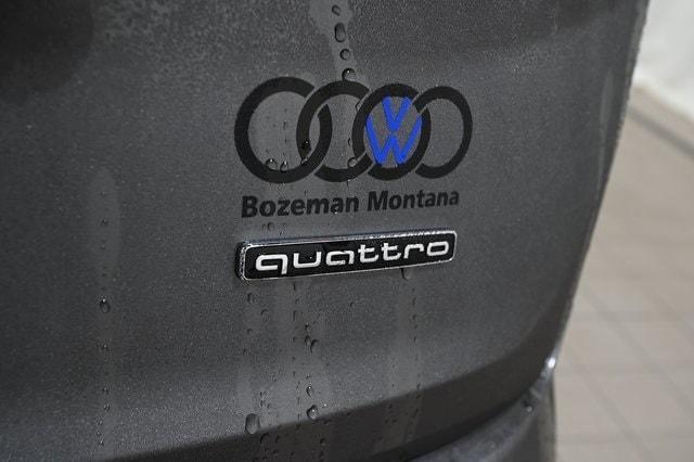 new 2026 Audi Q7 car, priced at $78,295