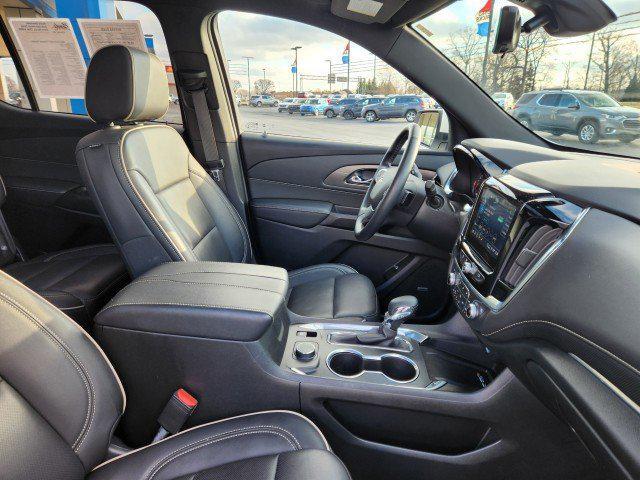 used 2023 Chevrolet Traverse car, priced at $44,993