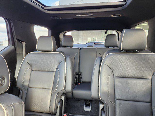 used 2023 Chevrolet Traverse car, priced at $44,993