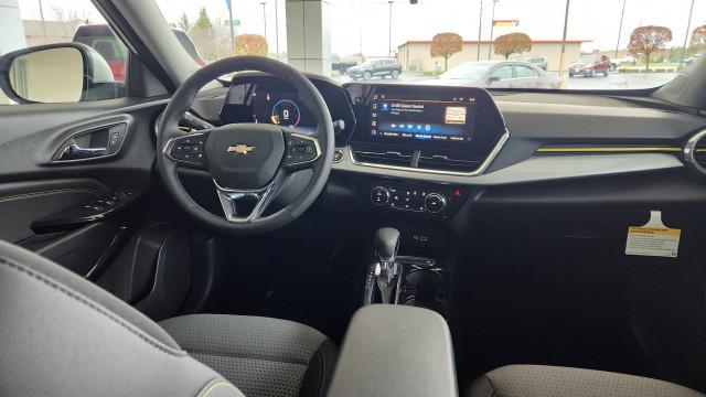 used 2025 Chevrolet Trax car, priced at $24,995