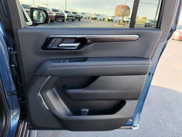 new 2026 Chevrolet Suburban car, priced at $71,700