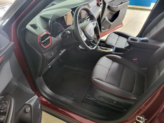 new 2025 Chevrolet TrailBlazer car, priced at $30,620