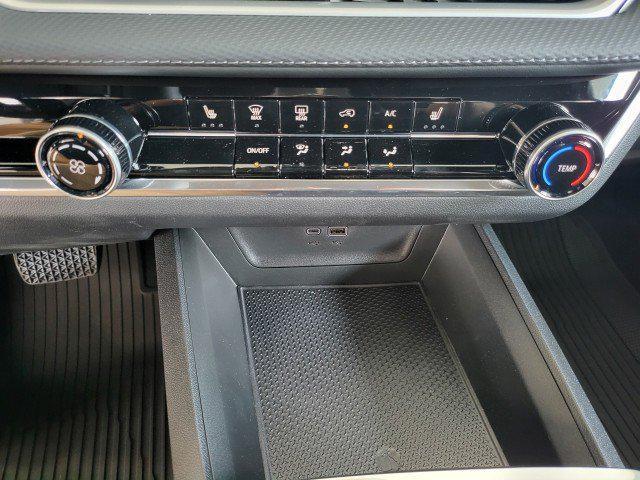 new 2026 Chevrolet Equinox car, priced at $31,360