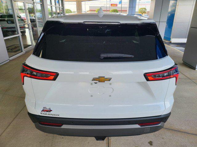 new 2026 Chevrolet Equinox car, priced at $31,360