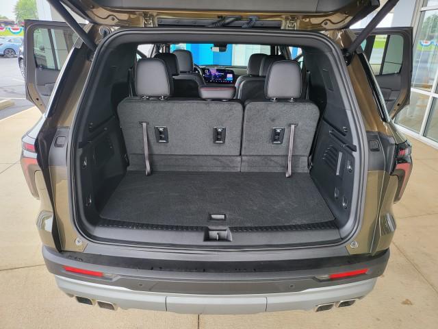 used 2024 Chevrolet Traverse car, priced at $53,994