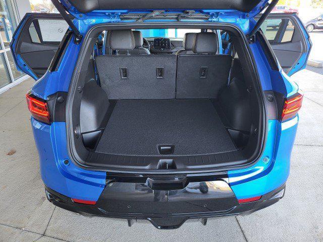 new 2025 Chevrolet Blazer car, priced at $49,015