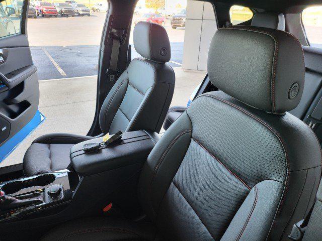 new 2025 Chevrolet Blazer car, priced at $49,015