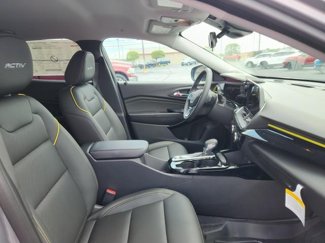 new 2025 Chevrolet Trax car, priced at $26,605
