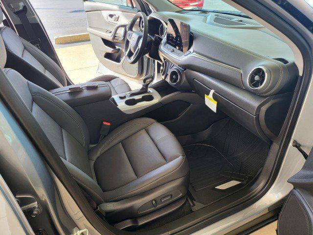 new 2025 Chevrolet Blazer car, priced at $44,935