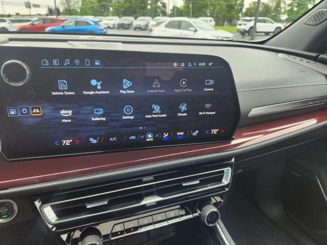 used 2024 Chevrolet Traverse car, priced at $52,994