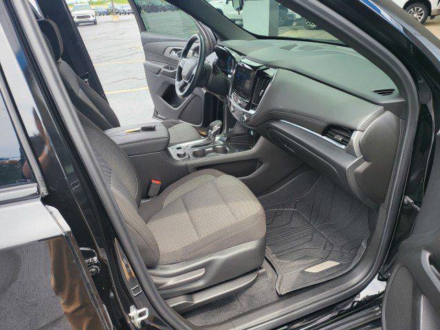 used 2023 Chevrolet Traverse car, priced at $34,993