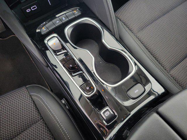 used 2022 Buick Envision car, priced at $25,992