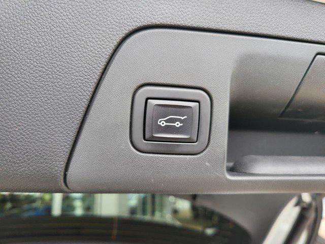 used 2022 Buick Envision car, priced at $25,992