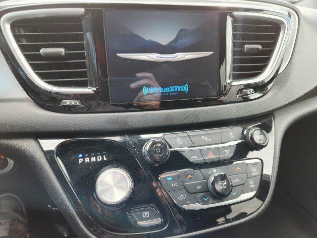 used 2019 Chrysler Pacifica car