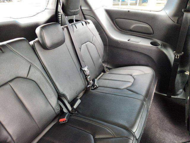 used 2019 Chrysler Pacifica car