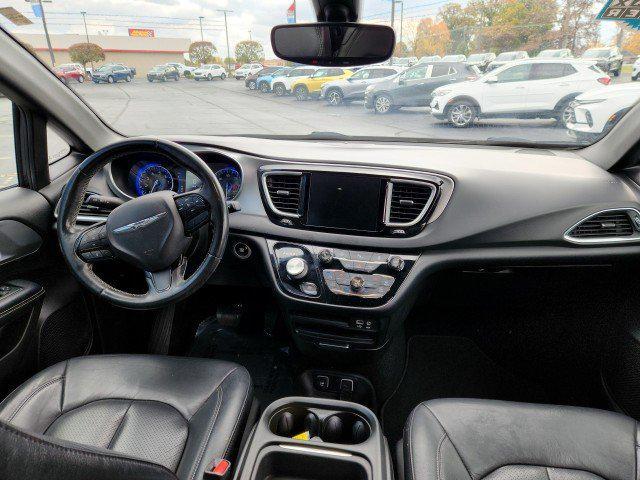 used 2019 Chrysler Pacifica car