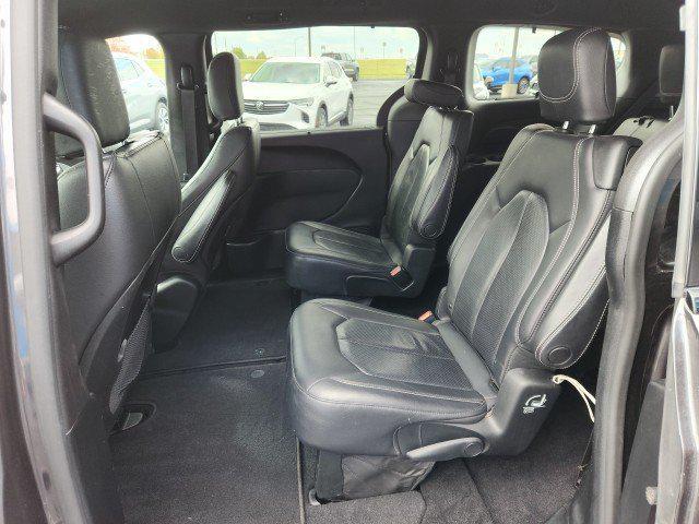 used 2019 Chrysler Pacifica car