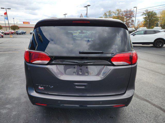 used 2019 Chrysler Pacifica car