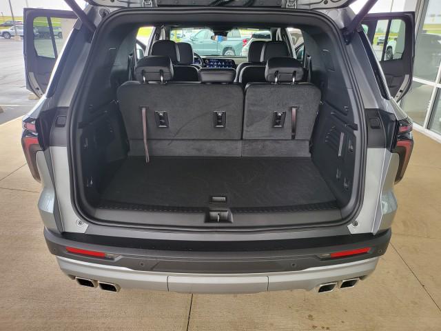 new 2025 Chevrolet Traverse car, priced at $48,340