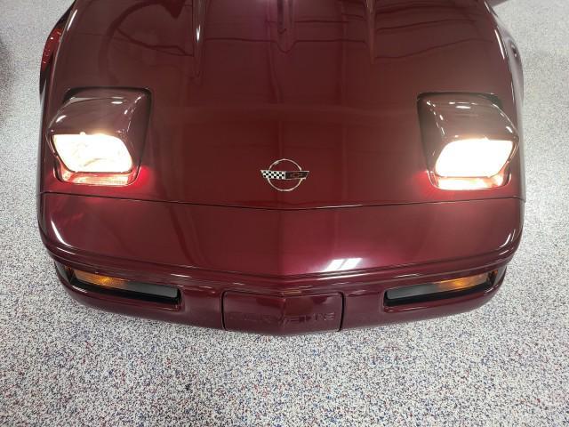 used 1993 Chevrolet Corvette car, priced at $19,900