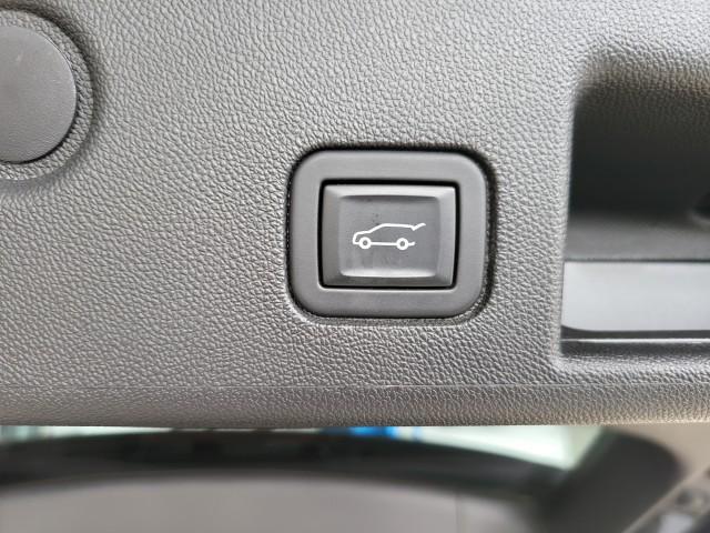 used 2023 Chevrolet Equinox car, priced at $24,993