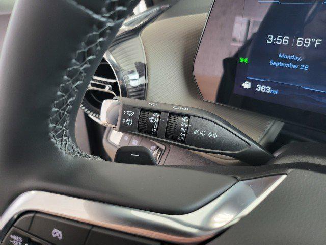 new 2026 Chevrolet Equinox car, priced at $32,370