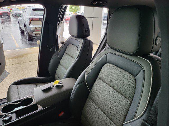 new 2026 Chevrolet Equinox car, priced at $32,370