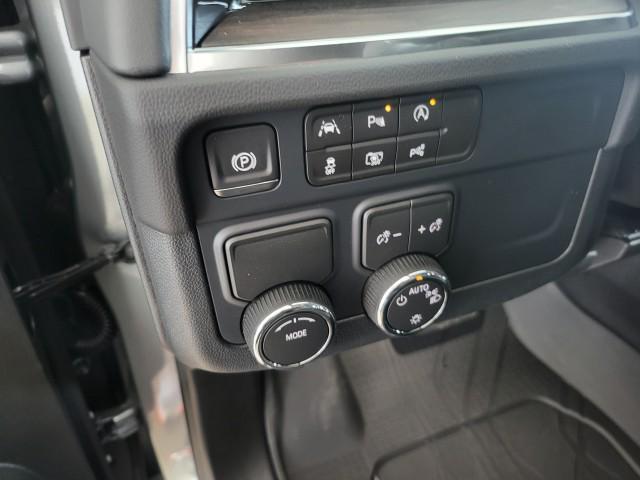 new 2025 Chevrolet Tahoe car, priced at $61,565