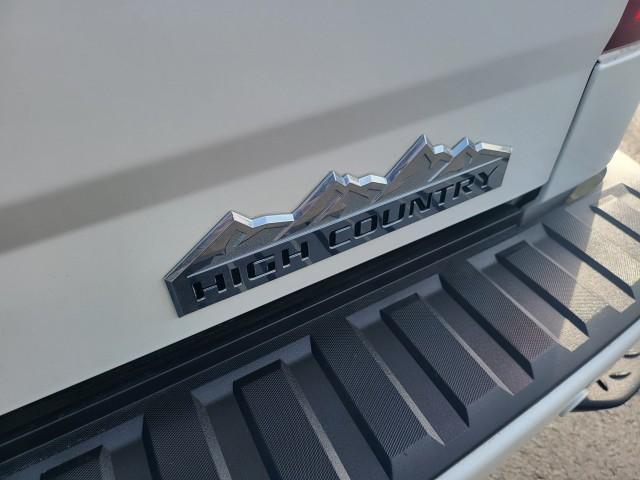 used 2018 Chevrolet Silverado 1500 car, priced at $33,998