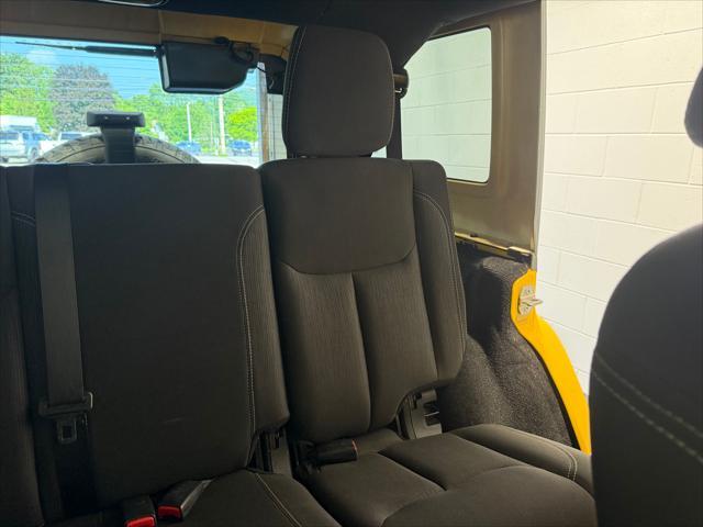 used 2015 Jeep Wrangler Unlimited car, priced at $20,821