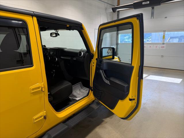 used 2015 Jeep Wrangler Unlimited car, priced at $20,821