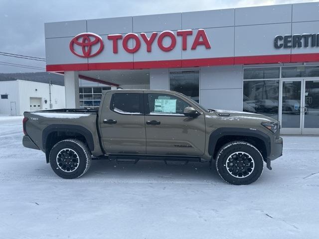 new 2024 Toyota Tacoma Hybrid car