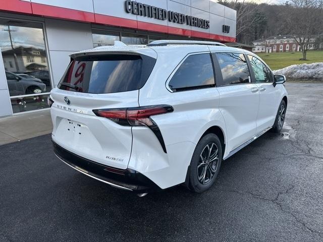 new 2025 Toyota Sienna car, priced at $61,455