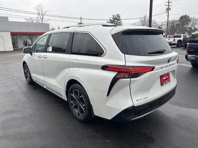 new 2025 Toyota Sienna car, priced at $61,445