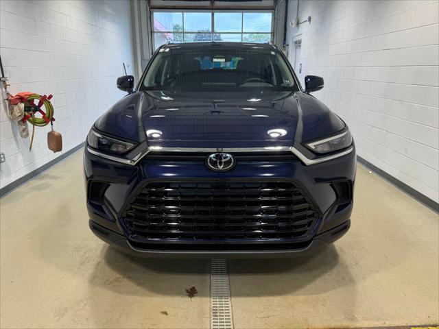 new 2025 Toyota Grand Highlander car, priced at $47,443