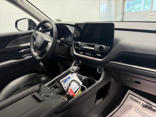new 2025 Toyota Grand Highlander car, priced at $47,443
