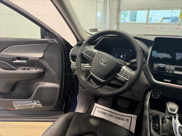 new 2025 Toyota Grand Highlander car, priced at $47,443