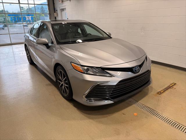 used 2023 Toyota Camry Hybrid car, priced at $29,754