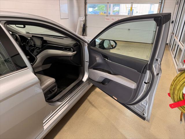 used 2023 Toyota Camry Hybrid car, priced at $29,754