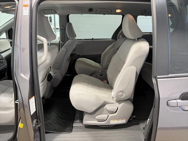 used 2020 Toyota Sienna car, priced at $31,460