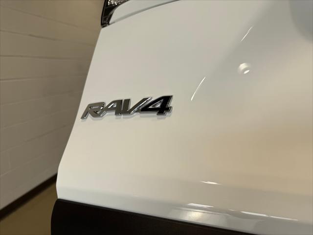 new 2025 Toyota RAV4 car