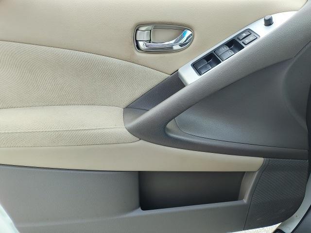 used 2013 Nissan Murano car, priced at $7,000