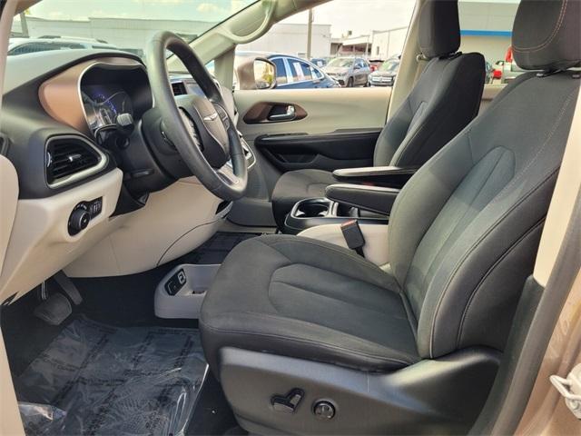 used 2018 Chrysler Pacifica car, priced at $14,488