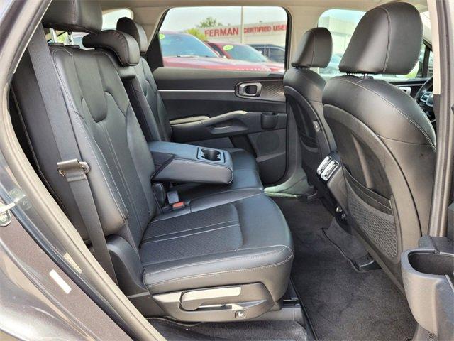 used 2022 Kia Sorento car, priced at $24,988