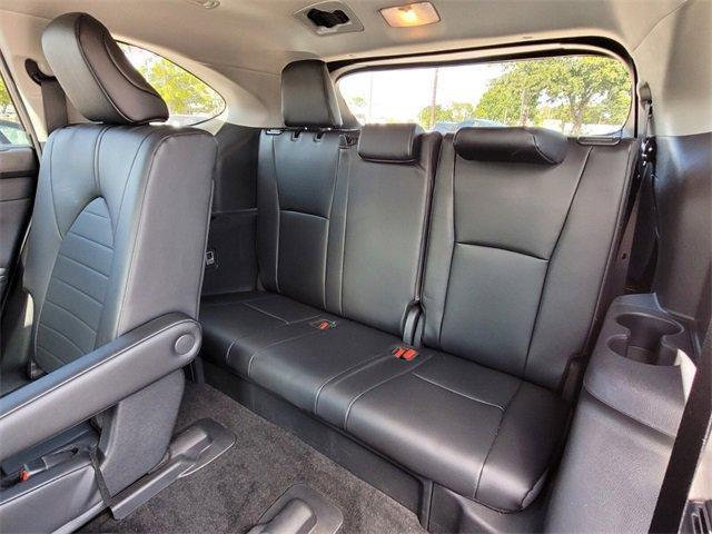 used 2024 Toyota Highlander car, priced at $34,988