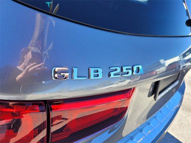 used 2020 Mercedes-Benz GLB 250 car, priced at $26,988