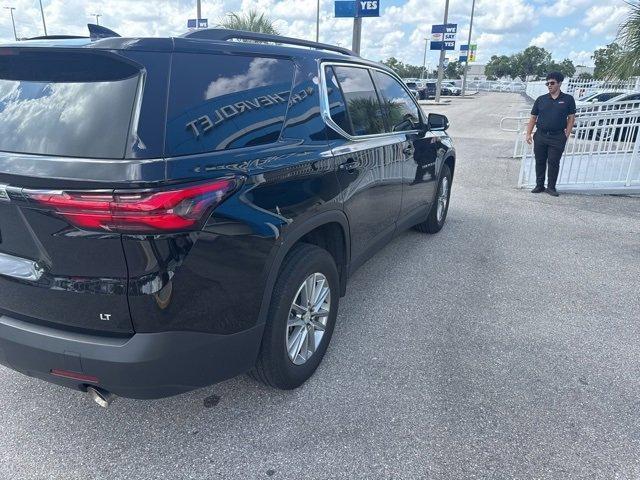 used 2023 Chevrolet Traverse car, priced at $29,888