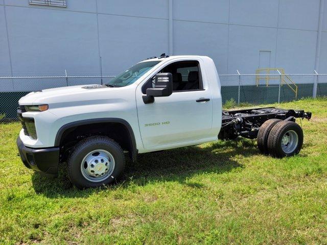 new 2024 Chevrolet Silverado 3500 car, priced at $51,028